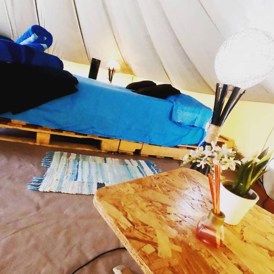 Glamping Due Amici Hotel Palomino Kültér fotó