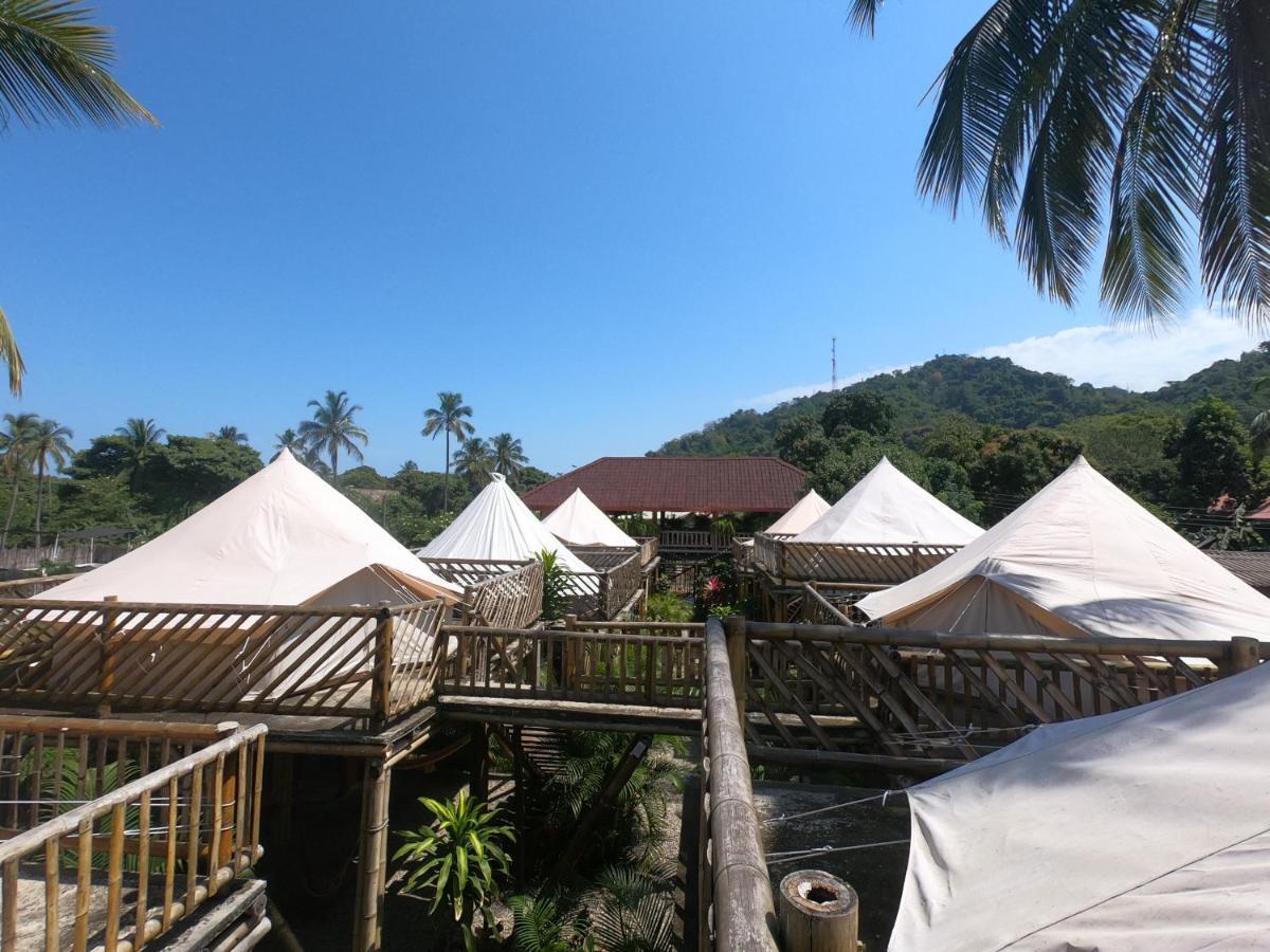 Glamping Due Amici Hotel Palomino Kültér fotó