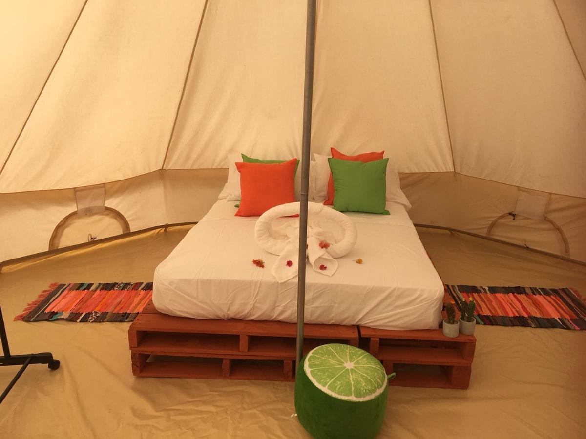 Glamping Due Amici Hotel Palomino Kültér fotó